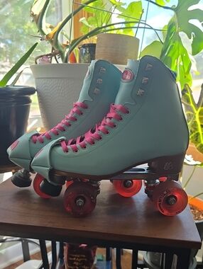 Moxie Beach Bunny Roller Skates in 'Blue Sky' Colorway w/ Pink Laces
